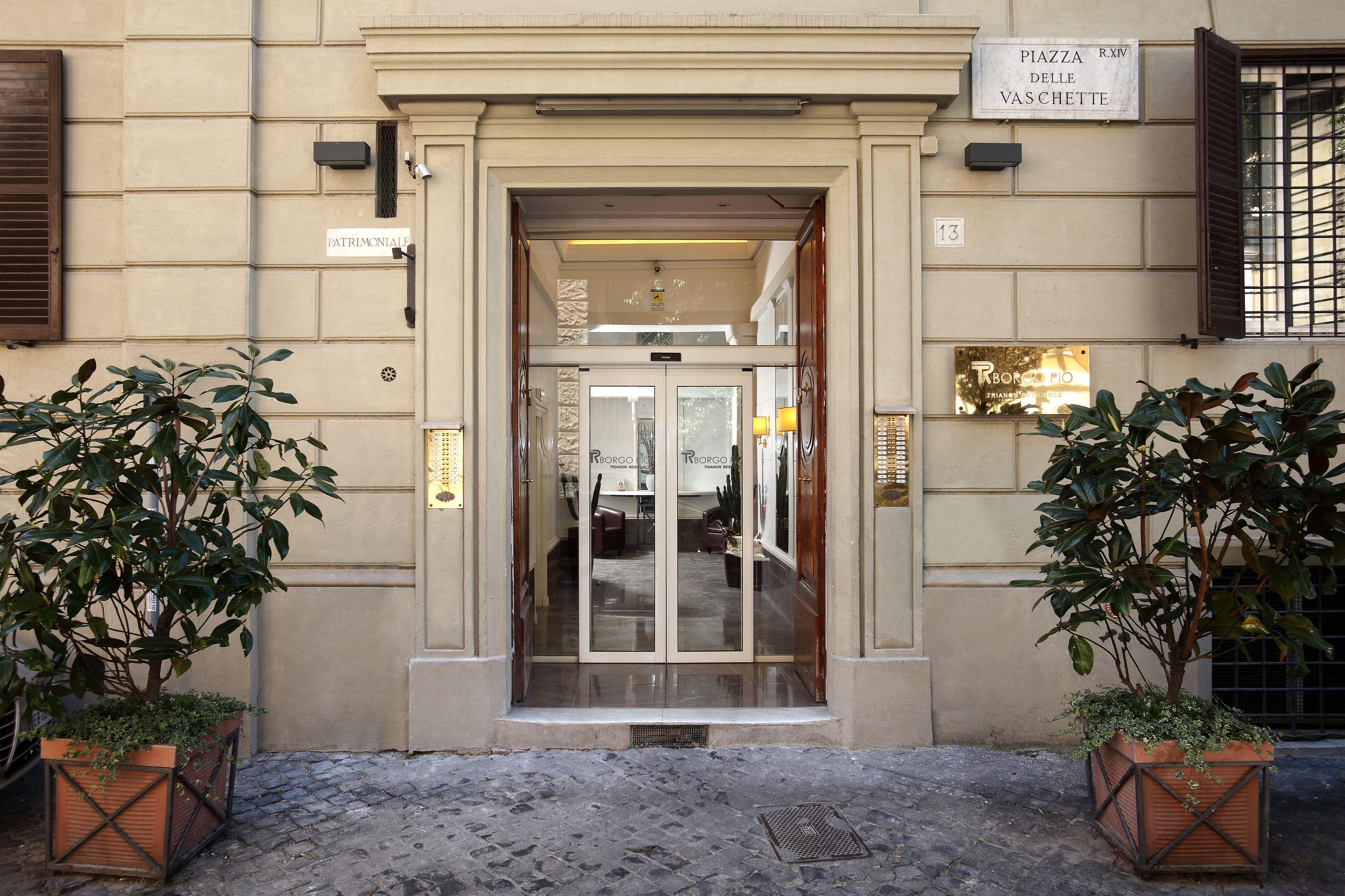 Trianon Borgo Pio Aparthotel — Photos 3